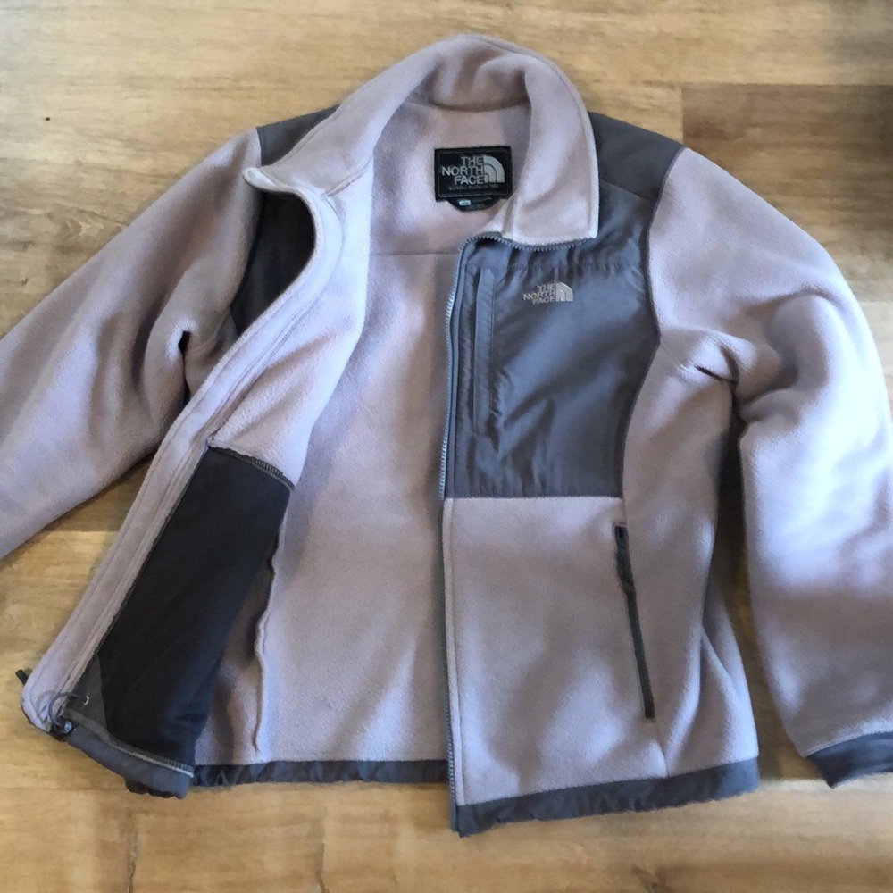 Women’s North Face fleece jacket - Picture 3 of 4